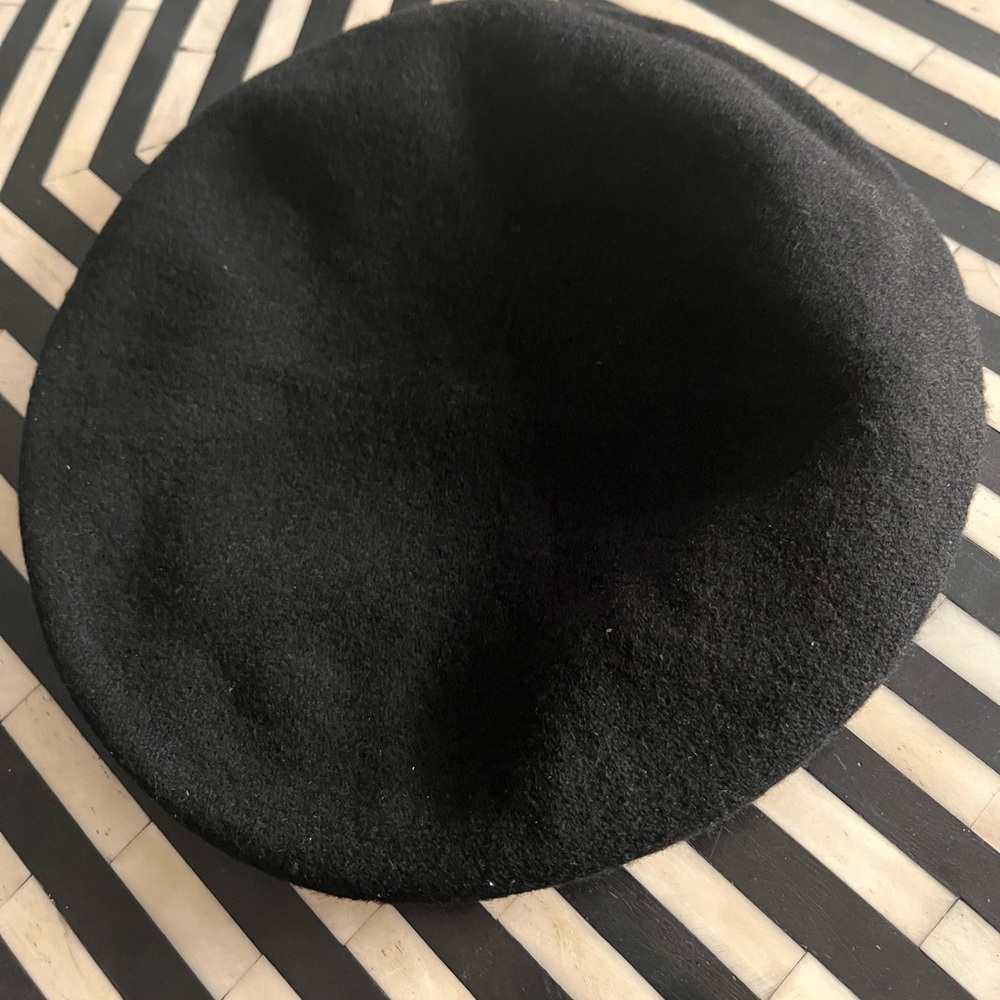Classic Black Beret